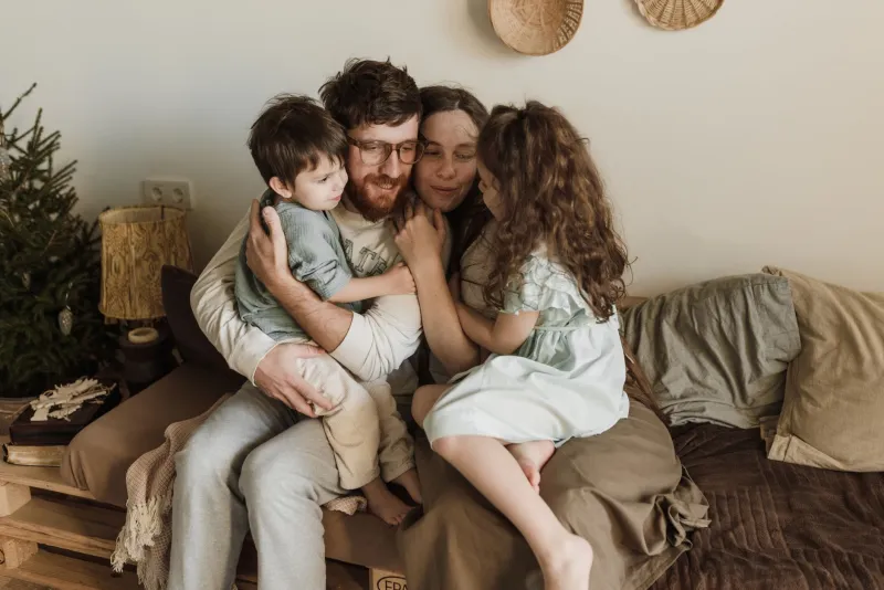 One Last Frame Together: Why a Final Family Portrait Before Divorce Is an Act of Love, Not Illusion